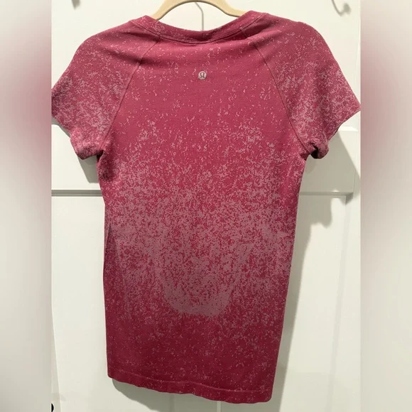 Lululemon Swiftly Tech Short Sleeve Shirt 2.0 - Picture 2 of 3